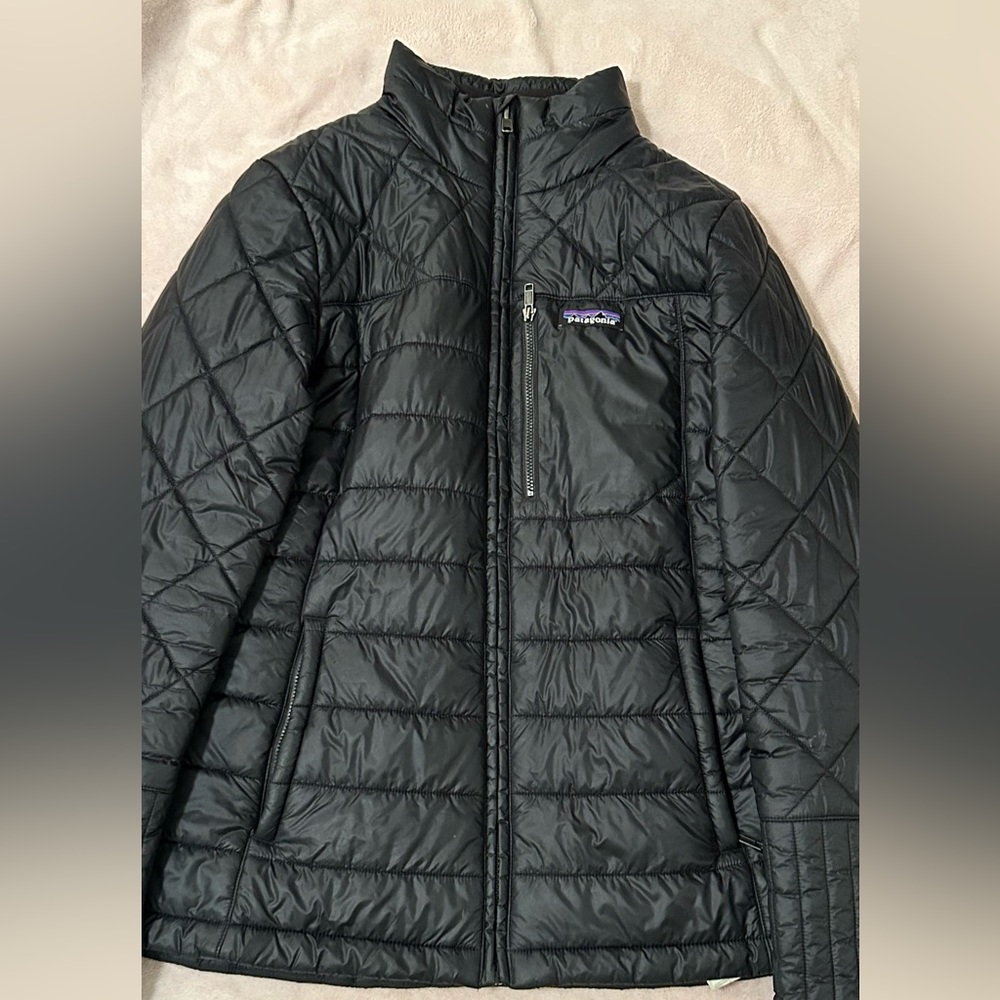 Patagonia Women’s Black Medium Fall/Winter Coat